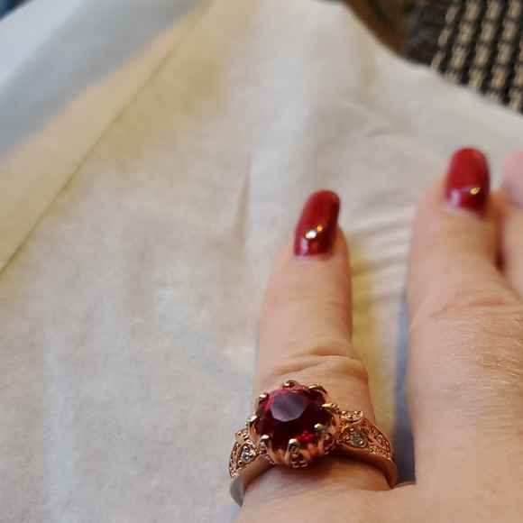 Elegant 925° Silver 2ct Lab.Ruby And 22 Litl Rubys Ring. - Picture 6 of 9